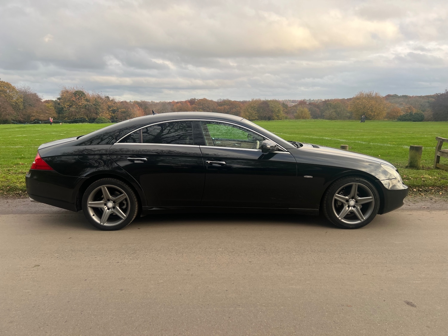 Used Mercedes-Benz CLS 2010 for sale - 76497705: Photo 8