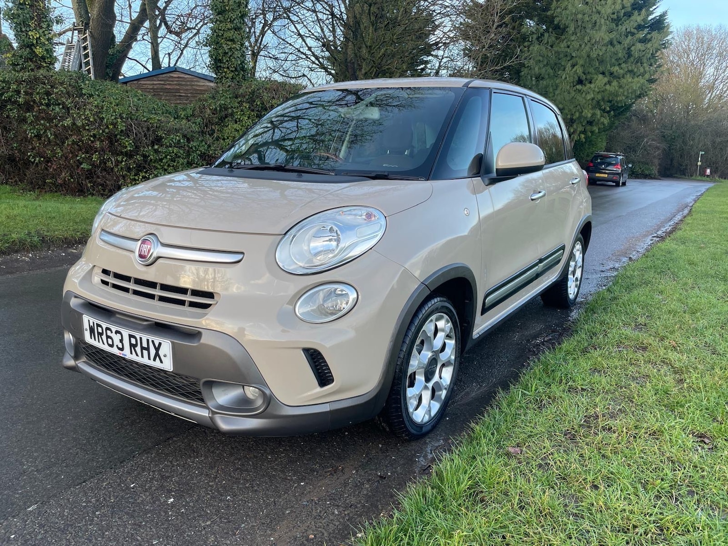 Used Fiat 500L 2013 for sale - 77237270: Photo 3