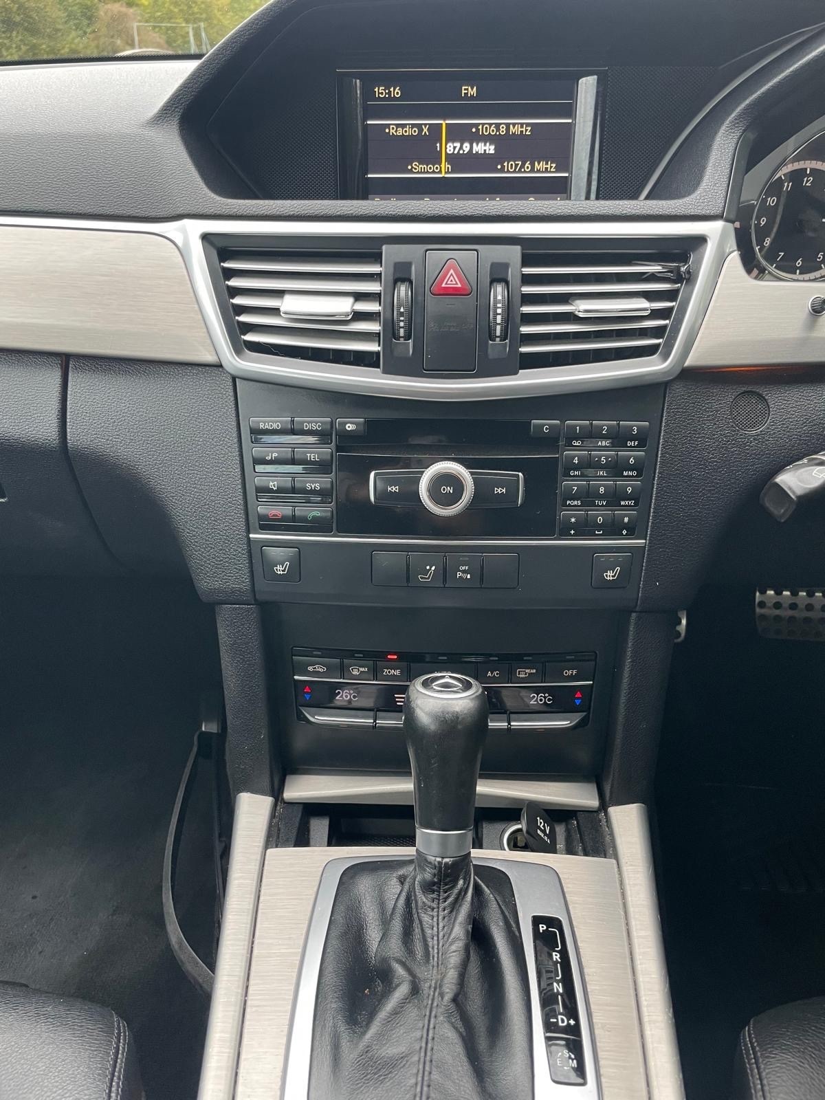 Used Mercedes-Benz E Class 2011 for sale - 76314222: Photo 17
