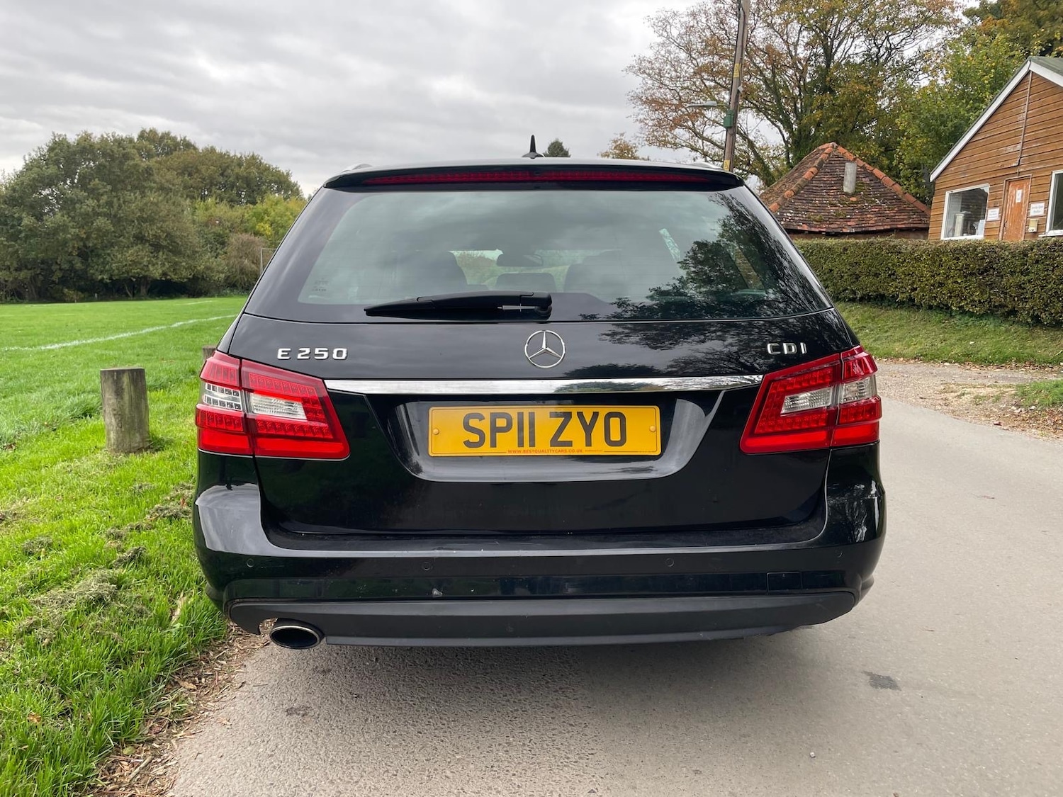 Used Mercedes-Benz E Class 2011 for sale - 76314222: Photo 6