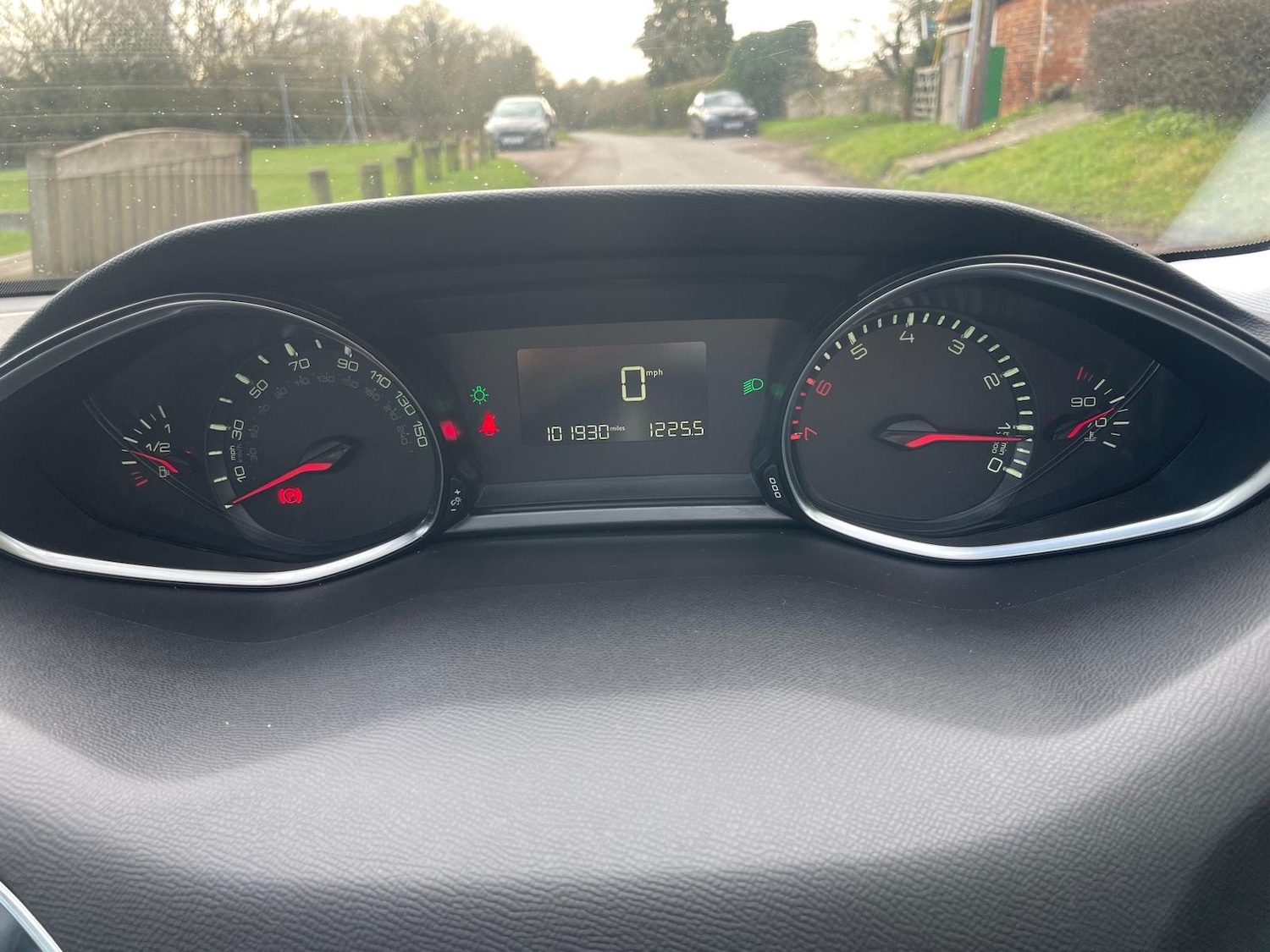 Used Peugeot 308 2014 for sale - 77312240: Photo 15