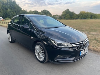 Used Vauxhall Astra 2017 for sale - 79317415: Photo