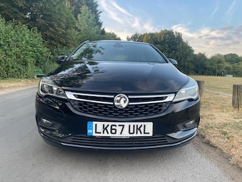 Used Vauxhall Astra 2017 for sale - 79317415: Photo