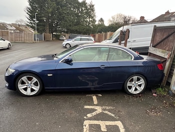 Used BMW 3 Series 2010 for sale - 77170816: Photo