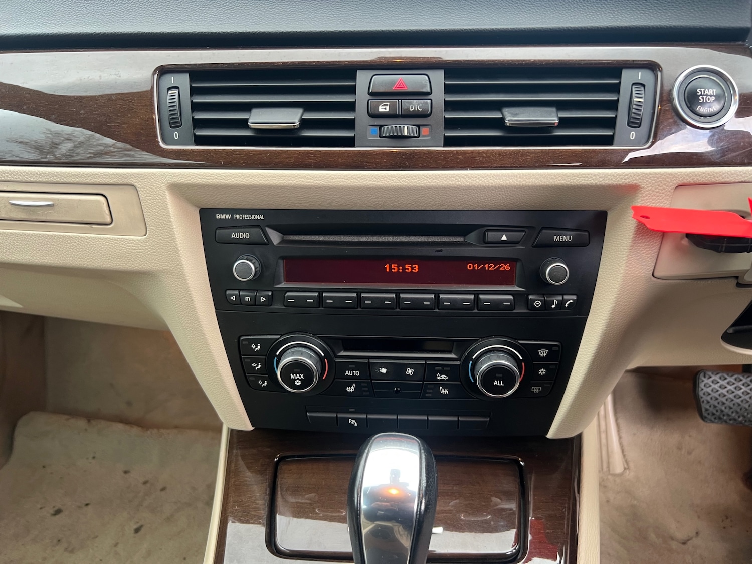 Used BMW 3 Series 2010 for sale - 77170816: Photo 9