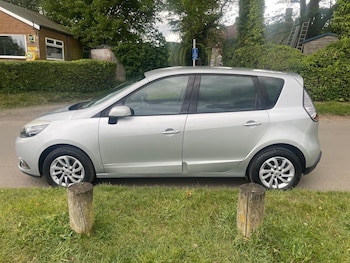 Used Renault Scenic 2013 for sale - 78612502: Photo