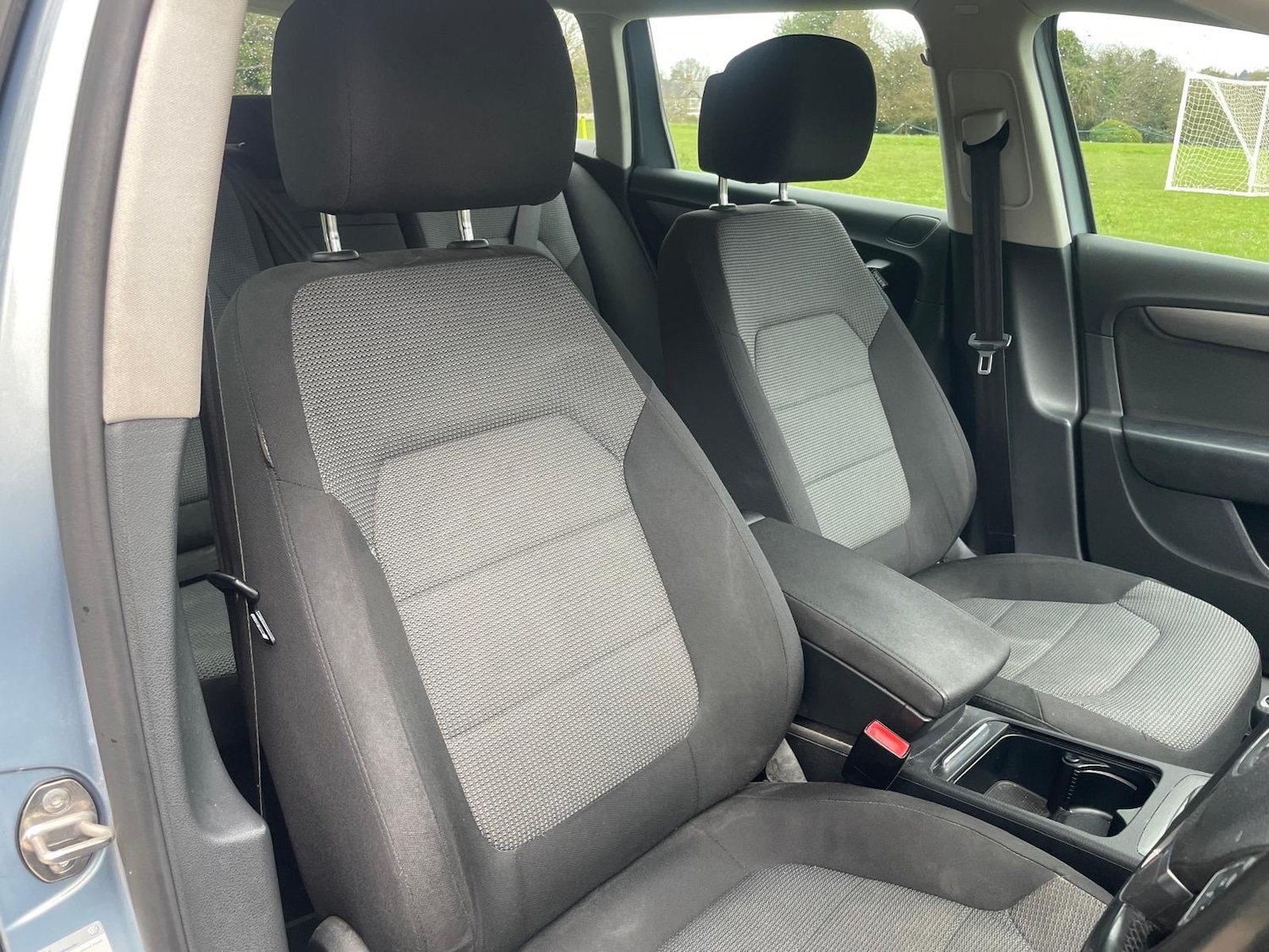 Used Volkswagen Passat 2011 for sale - 77897916: Photo 10