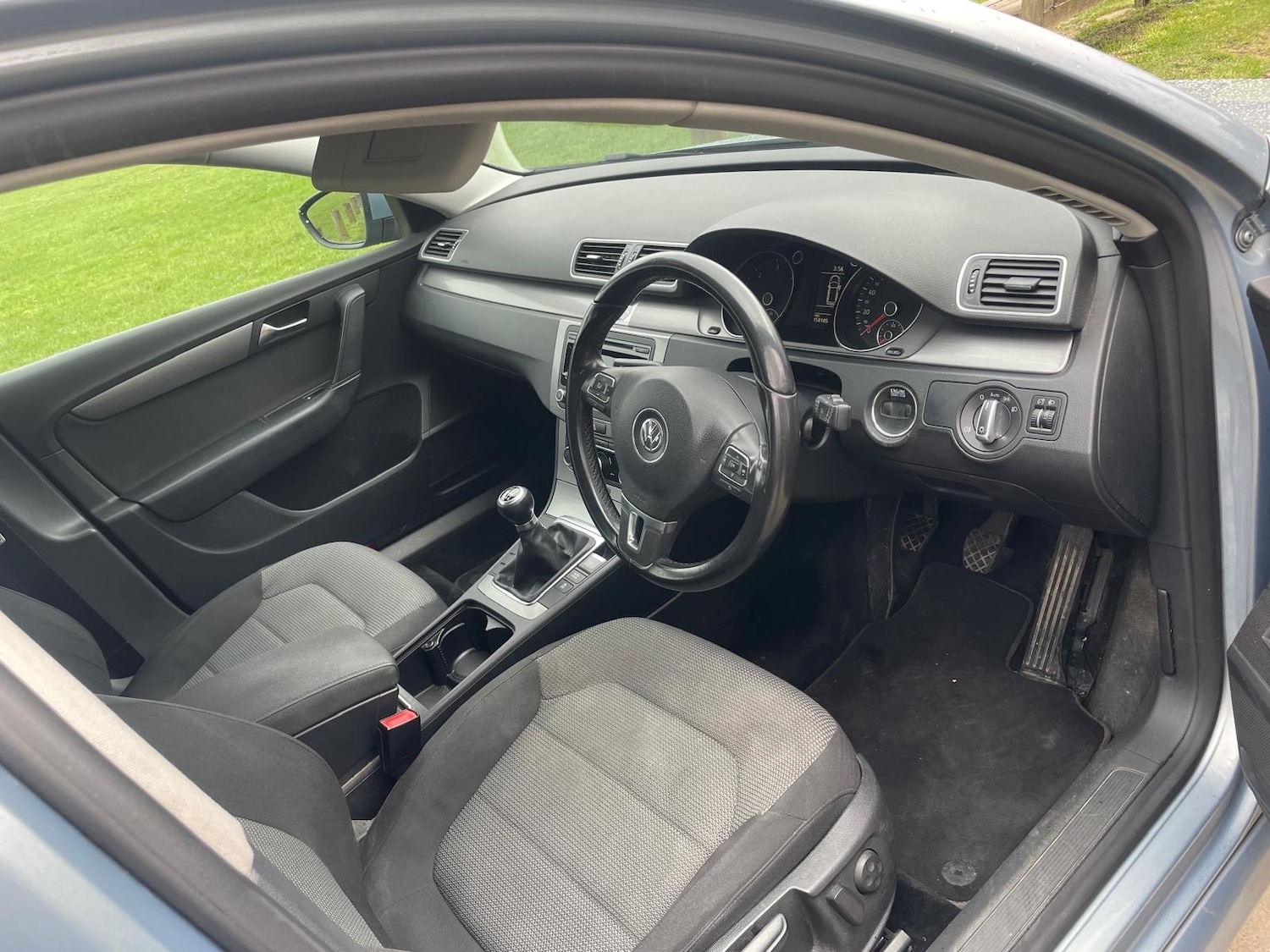 Used Volkswagen Passat 2011 for sale - 77897916: Photo 9