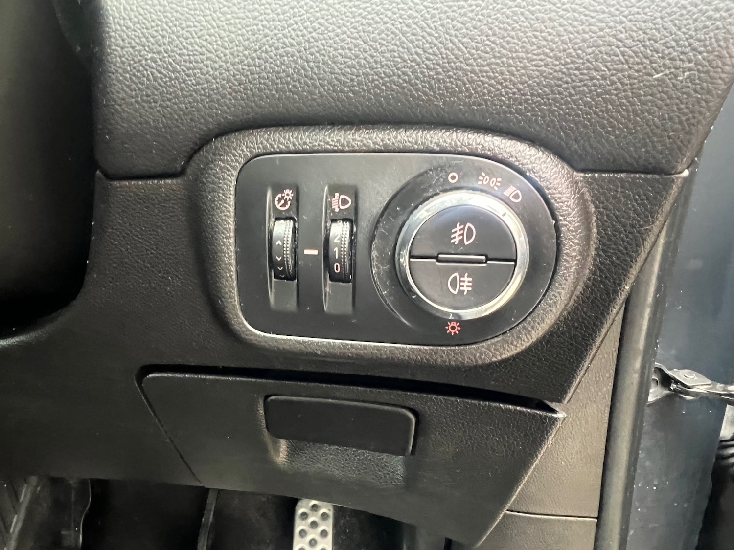 Used Vauxhall Zafira 2013 for sale - 77897908: Photo 18