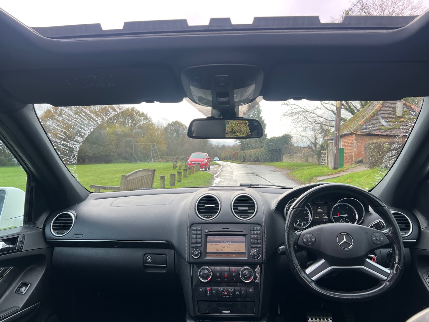 Used Mercedes-Benz M Class 2011 for sale - 76742274: Photo 12