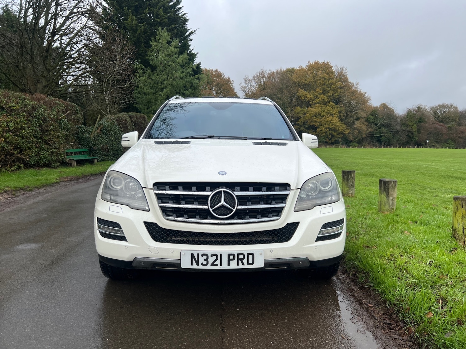 Used Mercedes-Benz M Class 2011 for sale - 76742274: Photo 2