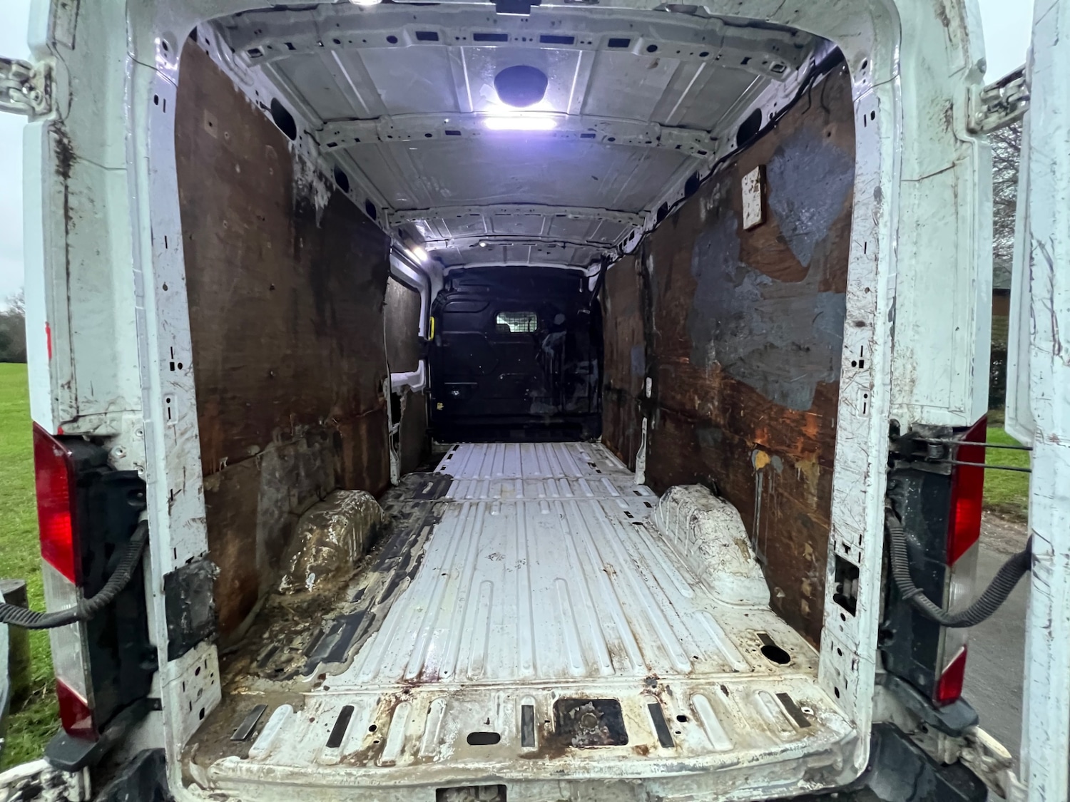 Used Ford Transit 2015 for sale - 77275125: Photo 11