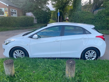 Used Hyundai i30 2015 for sale - 79301007: Photo