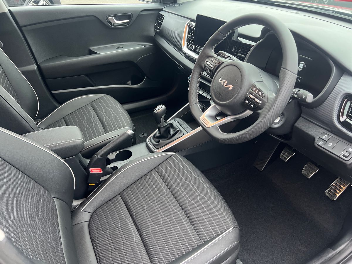 Used Kia Stonic 2025 for sale - 76148757: Photo 6