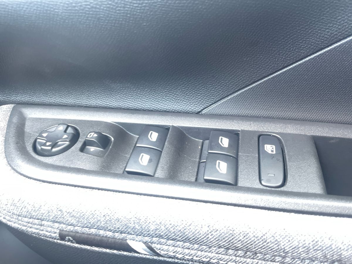 Used Vauxhall Frontera Electric 2025 for sale - 76892936: Photo 22