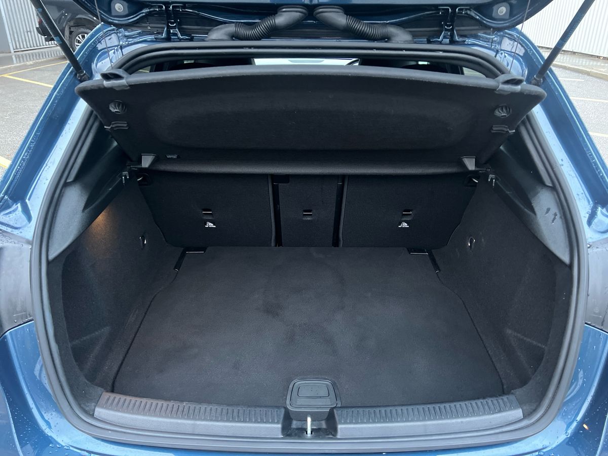 Used Mercedes-Benz A-Class 2022 for sale - 76892929: Photo 11