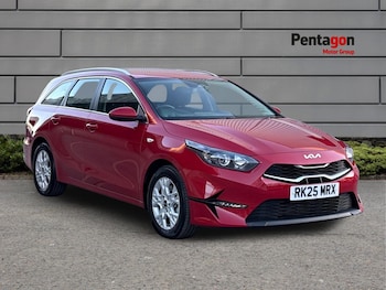 Used Kia Ceed 2025 for sale - 77096852: Photo