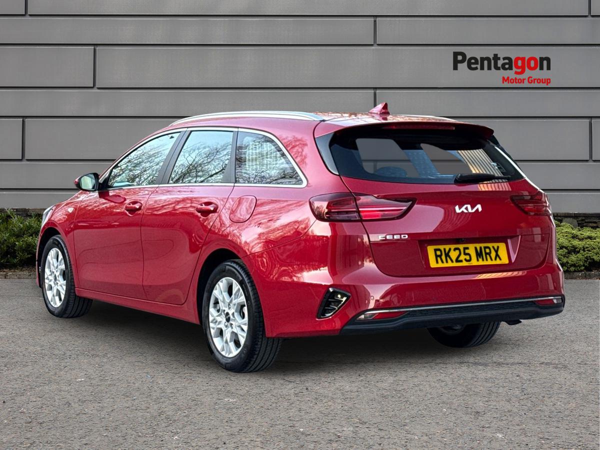 Used Kia Ceed 2025 for sale - 77096852: Photo 2