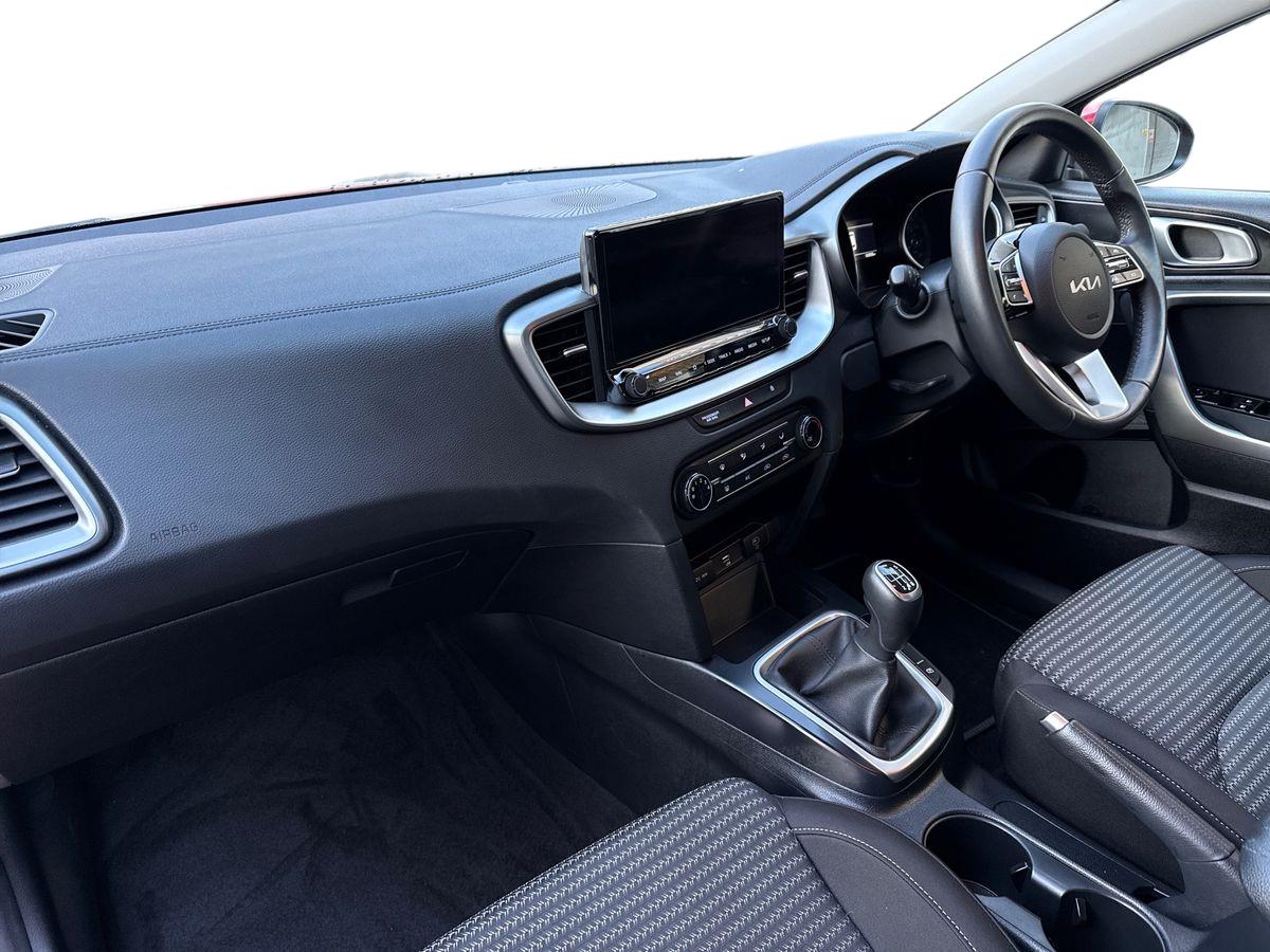 Used Kia Ceed 2025 for sale - 77096852: Photo 8