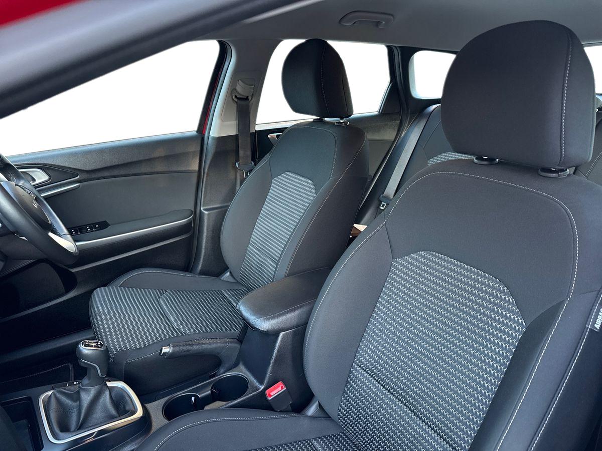 Used Kia Ceed 2025 for sale - 77096852: Photo 9