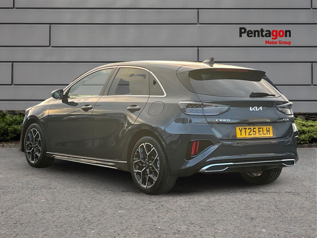 Used Kia Ceed 2025 for sale - 76390911: Photo 2