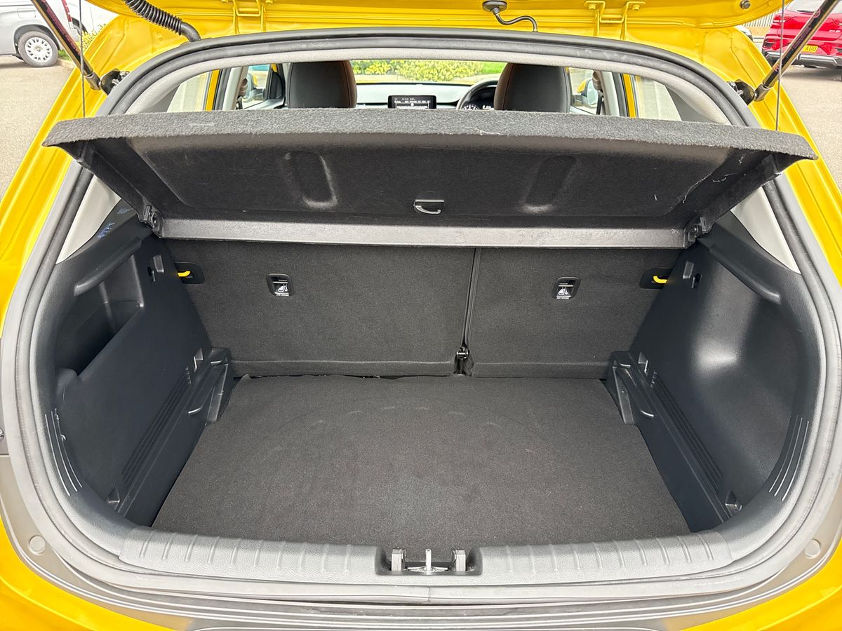 Used Kia Stonic 2022 for sale - 76292763: Photo 11