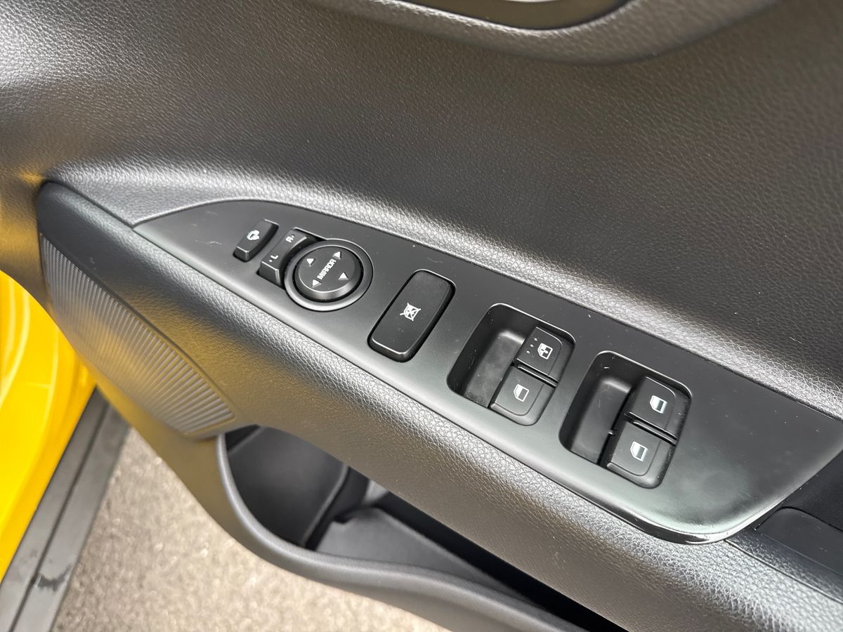 Used Kia Stonic 2022 for sale - 76292763: Photo 18