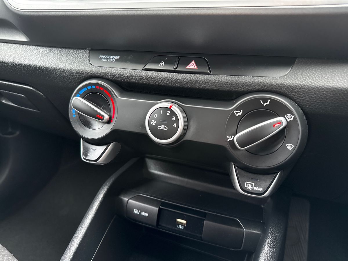 Used Kia Stonic 2022 for sale - 76292763: Photo 24