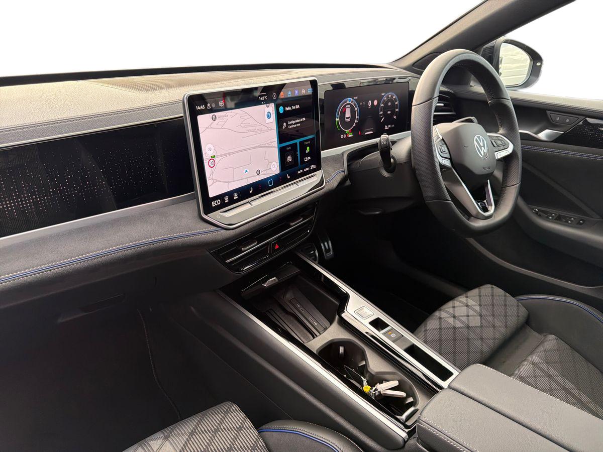 Used Volkswagen Passat 2025 for sale - 76401590: Photo 8