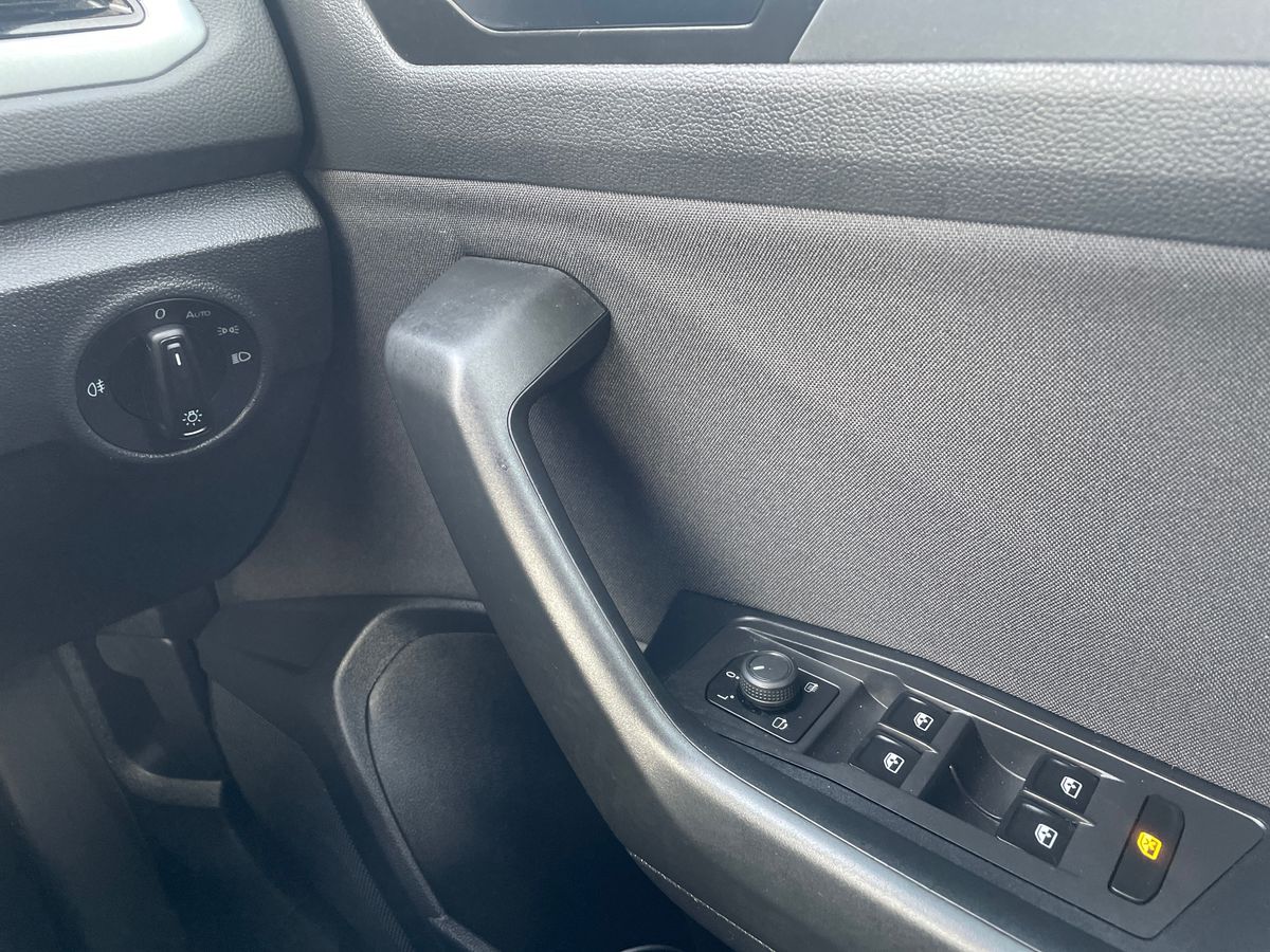 Used Volkswagen T-Roc 2023 for sale - 77101296: Photo 18