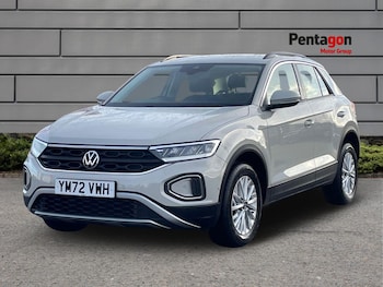 Used Volkswagen T-Roc 2023 for sale - 77101296: Photo