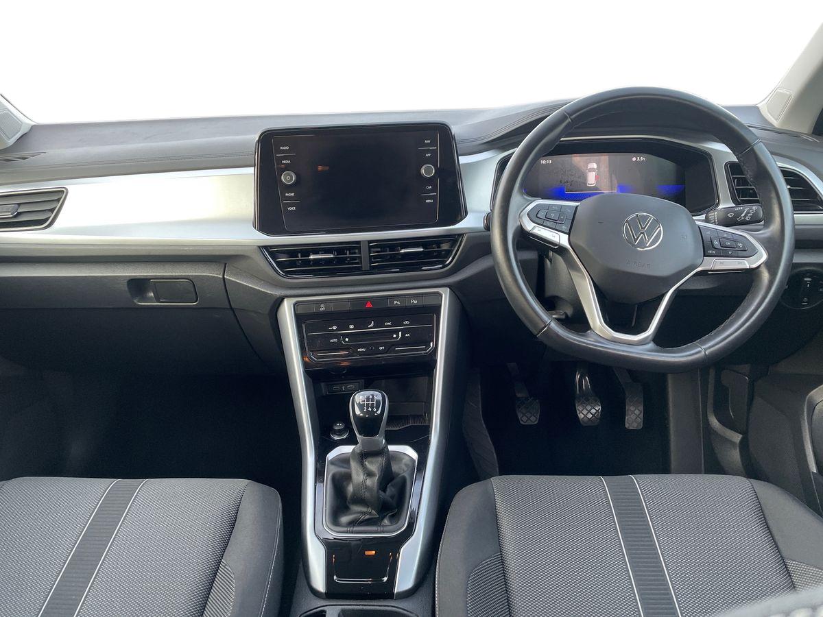 Used Volkswagen T-Roc 2023 for sale - 77101296: Photo 7