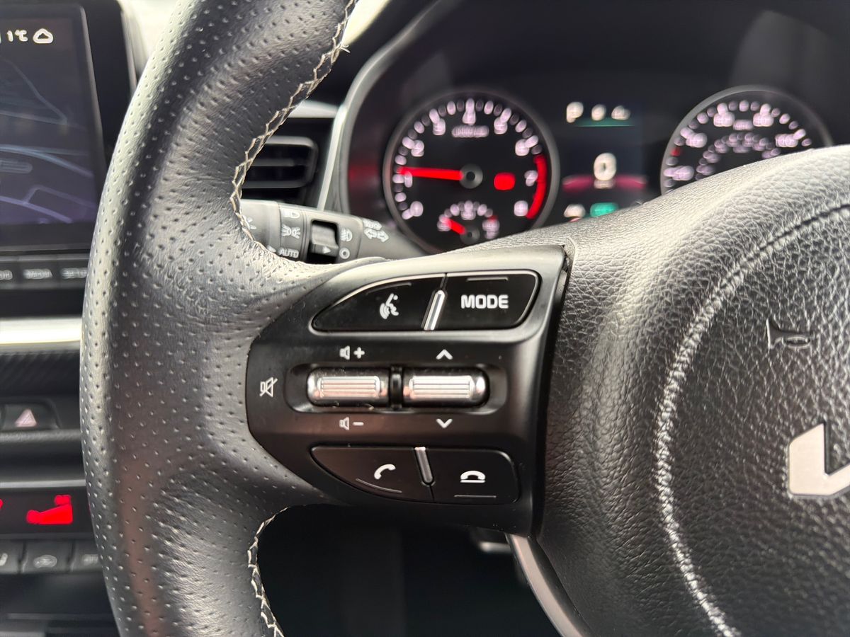 Used Kia Stonic 2024 for sale - 77140475: Photo 18