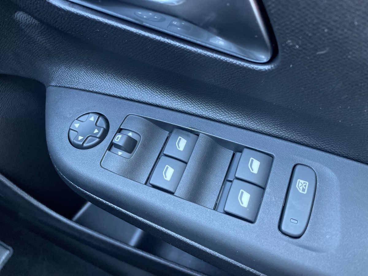 Used Vauxhall Corsa 2025 for sale - 76156007: Photo 25