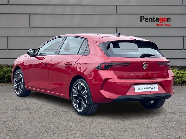 Used Vauxhall Astra 2024 for sale - 71865823: Photo 2