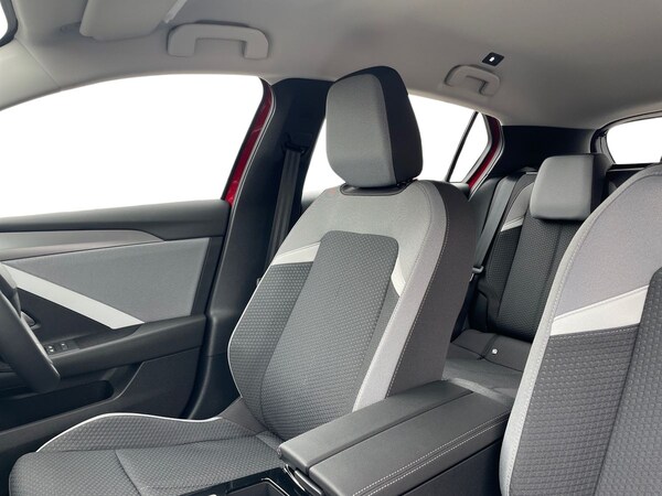 Used Vauxhall Astra 2024 for sale - 71865823: Photo 9