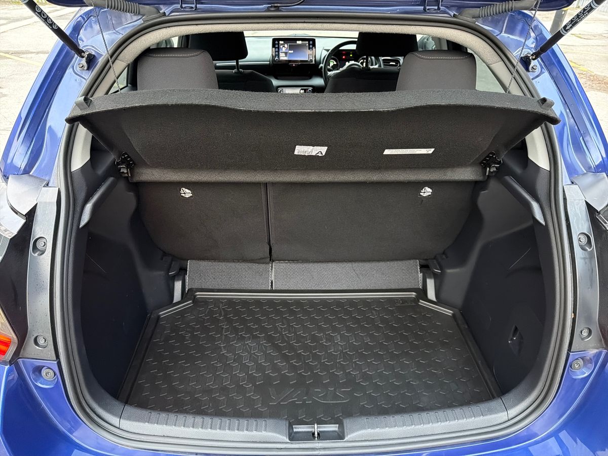 Used Toyota Yaris 2022 for sale - 76892946: Photo 11