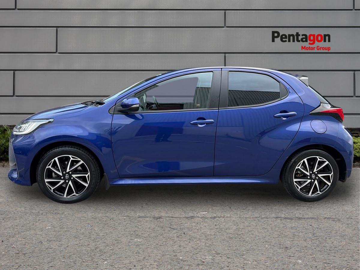 Used Toyota Yaris 2022 for sale - 76892946: Photo 14