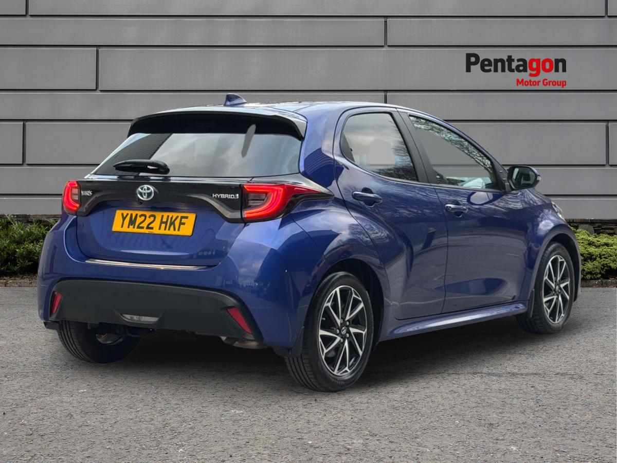 Used Toyota Yaris 2022 for sale - 76892946: Photo 4