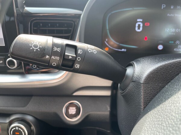 Used Kia Stonic 2024 for sale - 74950377: Photo 18