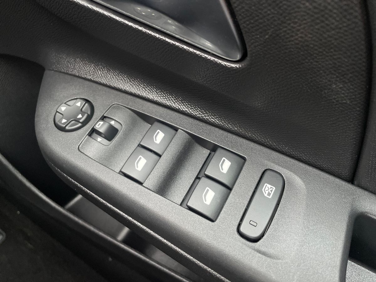 Used Vauxhall Corsa 2024 for sale - 76106736: Photo 24