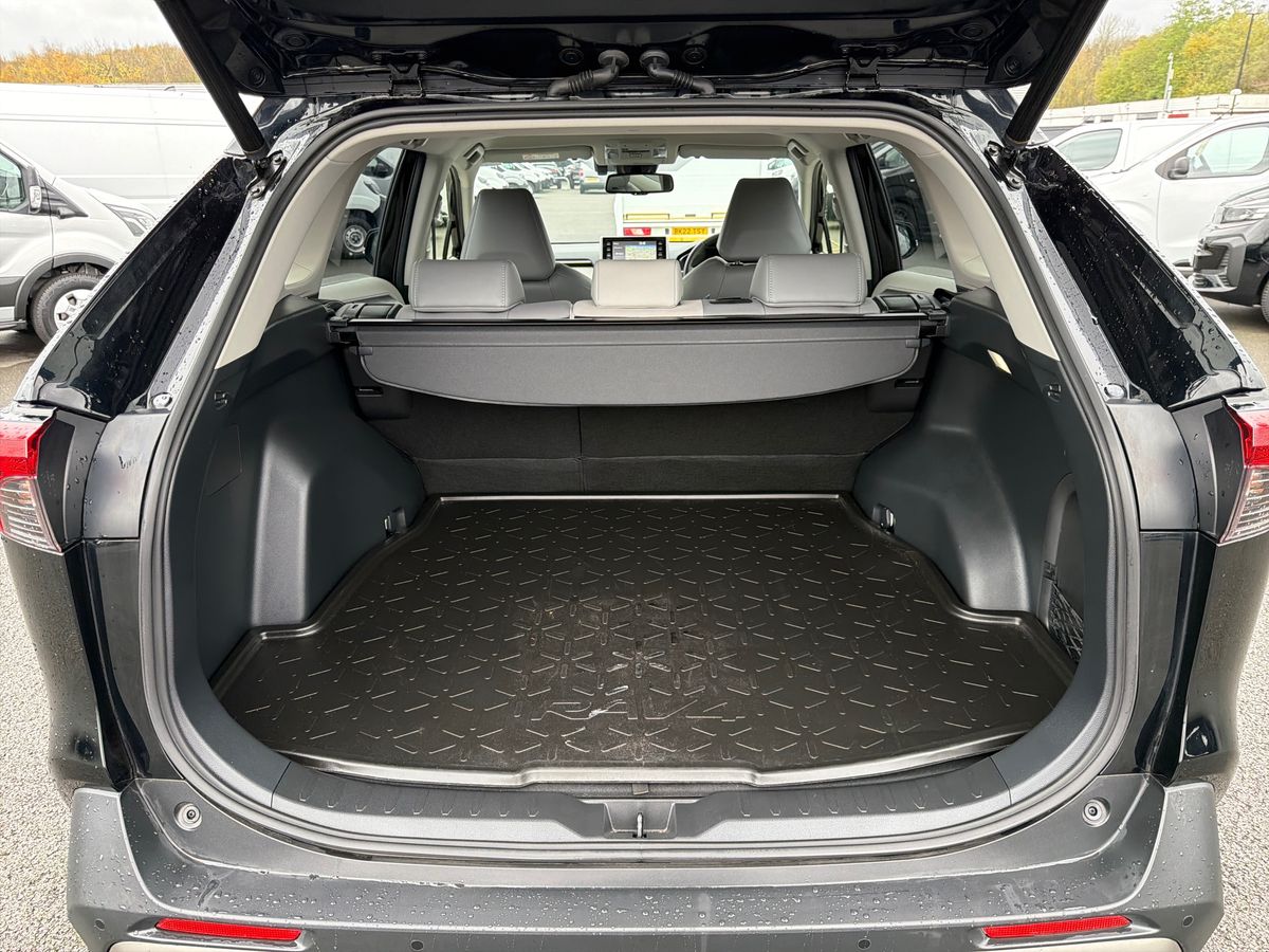 Used Toyota RAV4 2022 for sale - 76536478: Photo 11