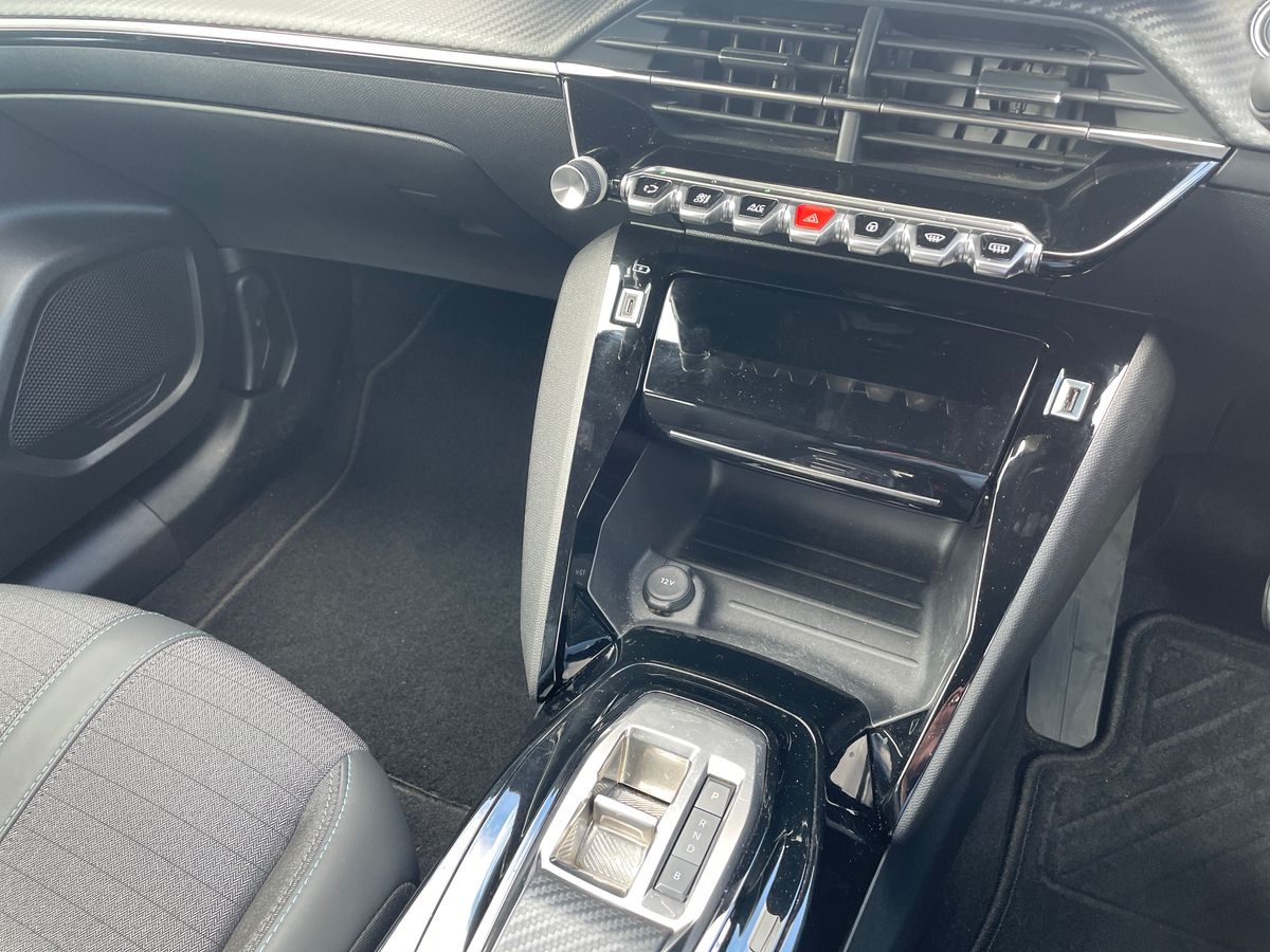 Used Peugeot 2008 2023 for sale - 76673020: Photo 27