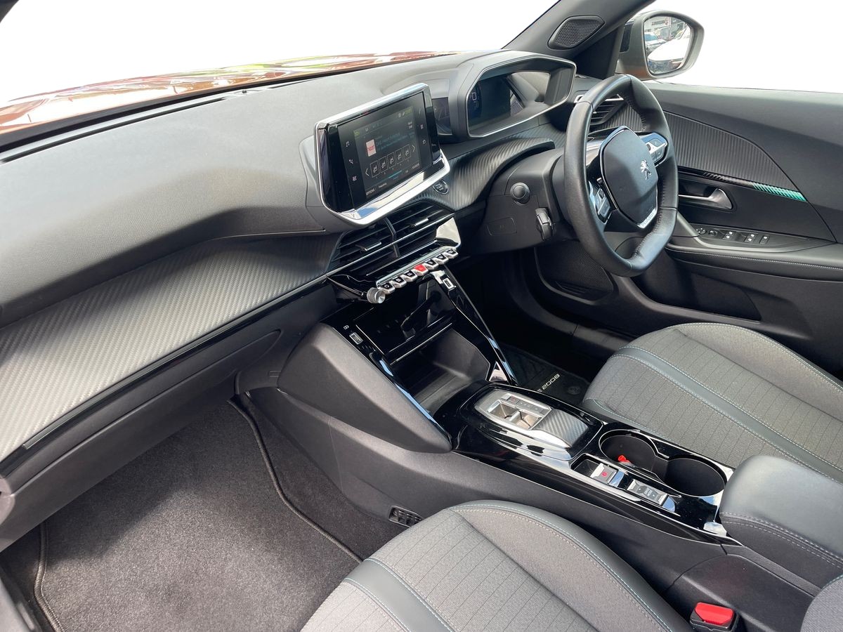 Used Peugeot 2008 2023 for sale - 76673020: Photo 8