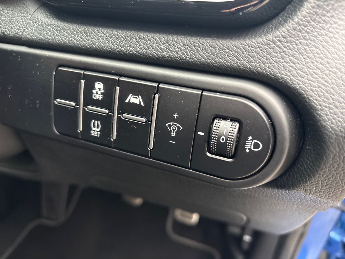 Used Kia XCeed 2025 for sale - 76313390: Photo 21
