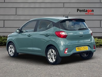 Used Hyundai i10 2023 for sale - 75944202: Photo