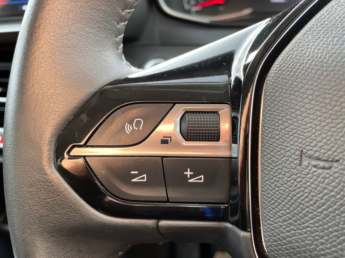 Used Peugeot 2008 2021 for sale - 76502794: Photo 21