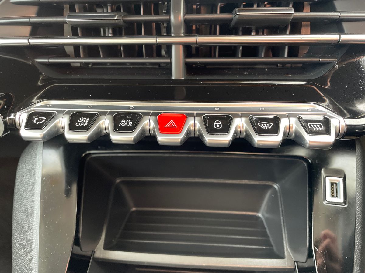 Used Peugeot 2008 2021 for sale - 76502794: Photo 23