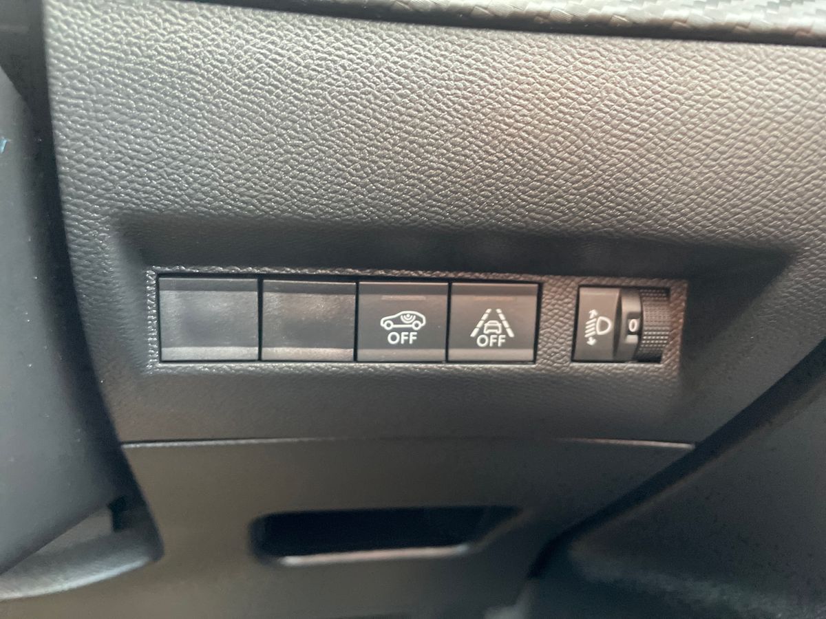 Used Peugeot 2008 2021 for sale - 76502794: Photo 26