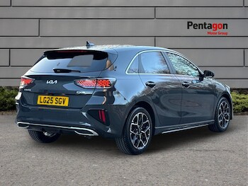 Used Kia Ceed undefined for sale - 77167101: Photo